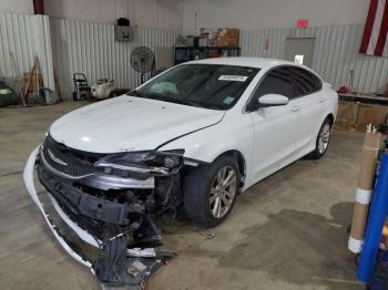  Salvage Chrysler 200