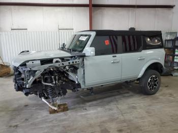  Salvage Ford Bronco