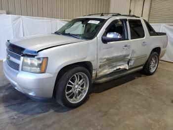  Salvage Chevrolet Avalanche