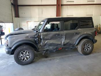  Salvage Ford Bronco