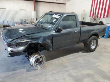  Salvage Toyota Pickup