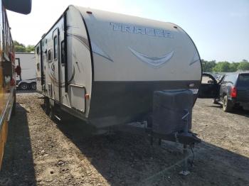  Salvage Tracker Rv
