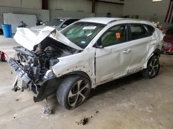  Salvage Hyundai TUCSON
