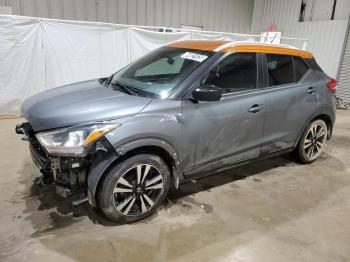  Salvage Nissan Kicks