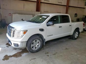  Salvage Nissan Titan