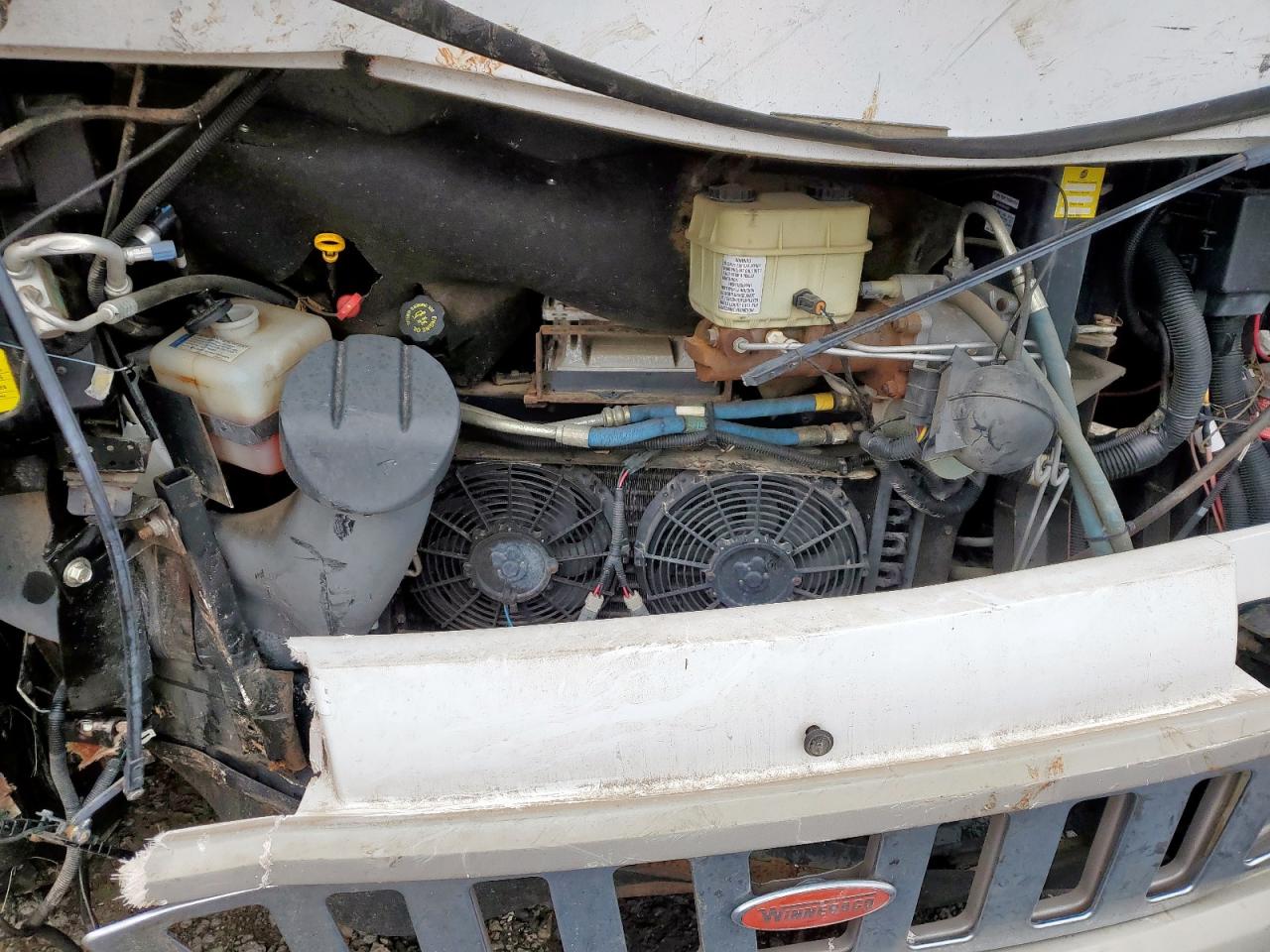 Winnebago Motorhome W22 Image 9