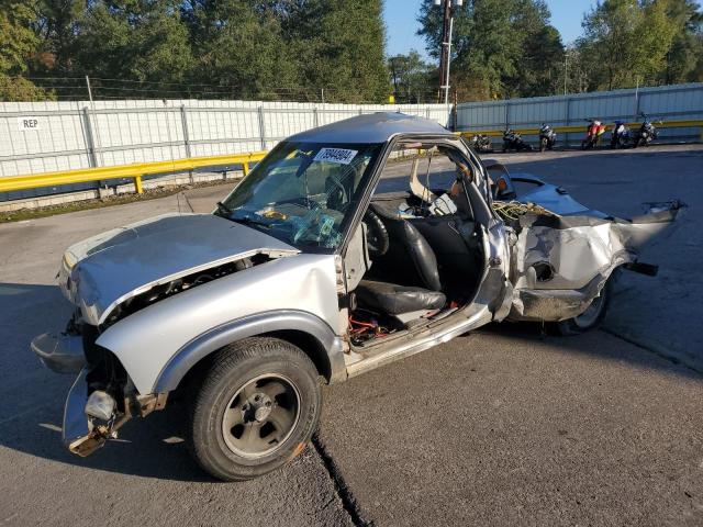  Salvage Chevrolet S-10