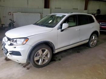  Salvage Volkswagen Touareg