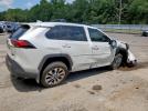 Toyota RAV4 Xle Premium Image 3