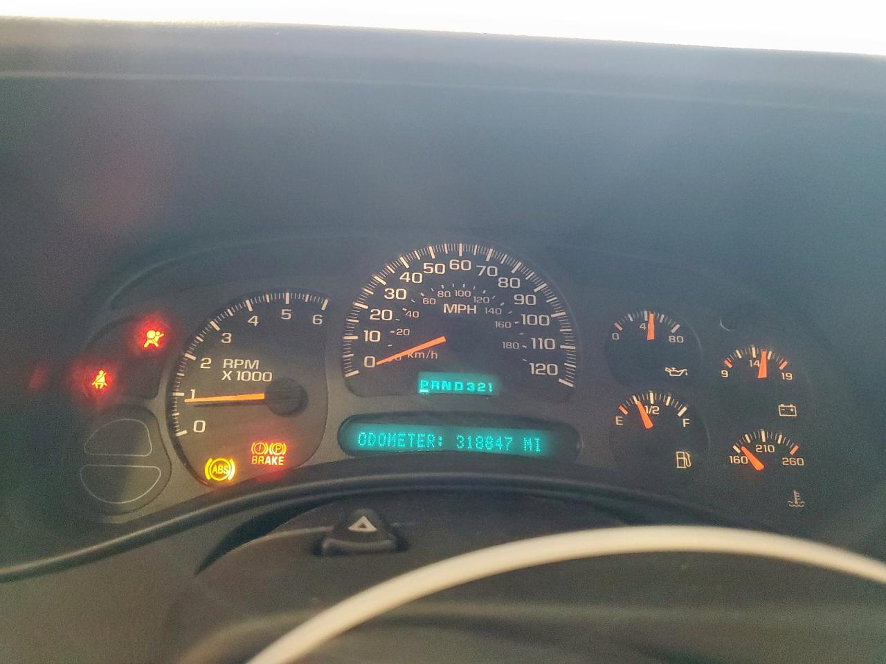 Chevrolet Suburban K1500 Image 11