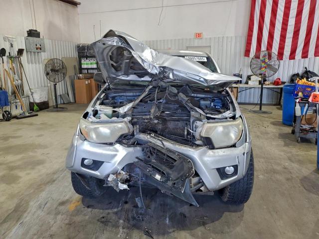 Toyota Tacoma Double Cab Image 5