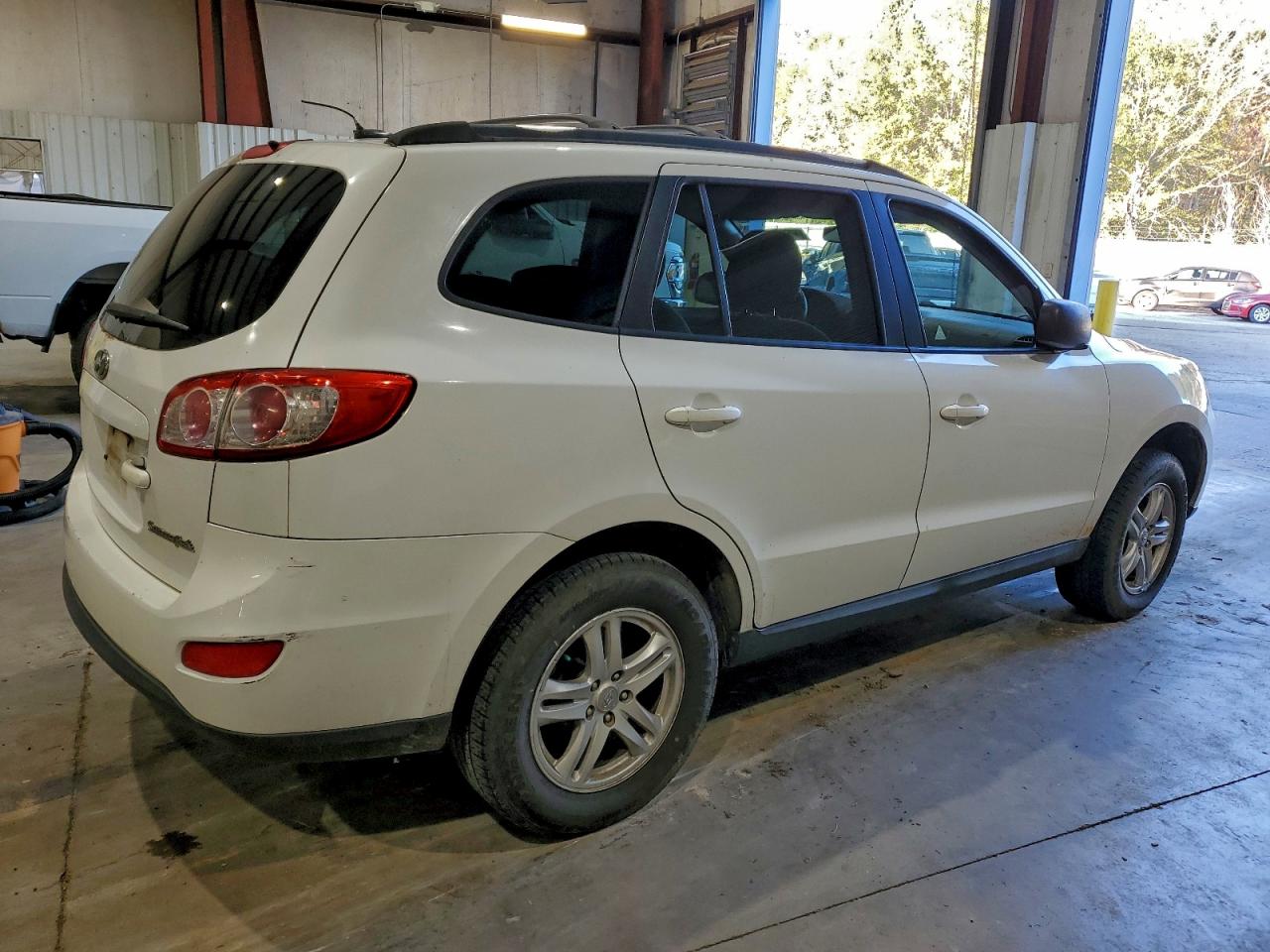 Hyundai SANTA FE Gls Image 5