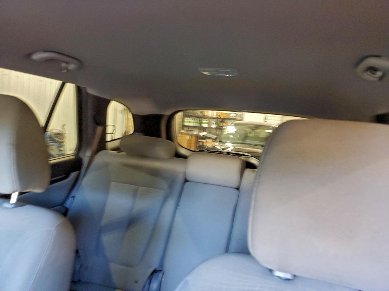 Hyundai SANTA FE Gls Image 12