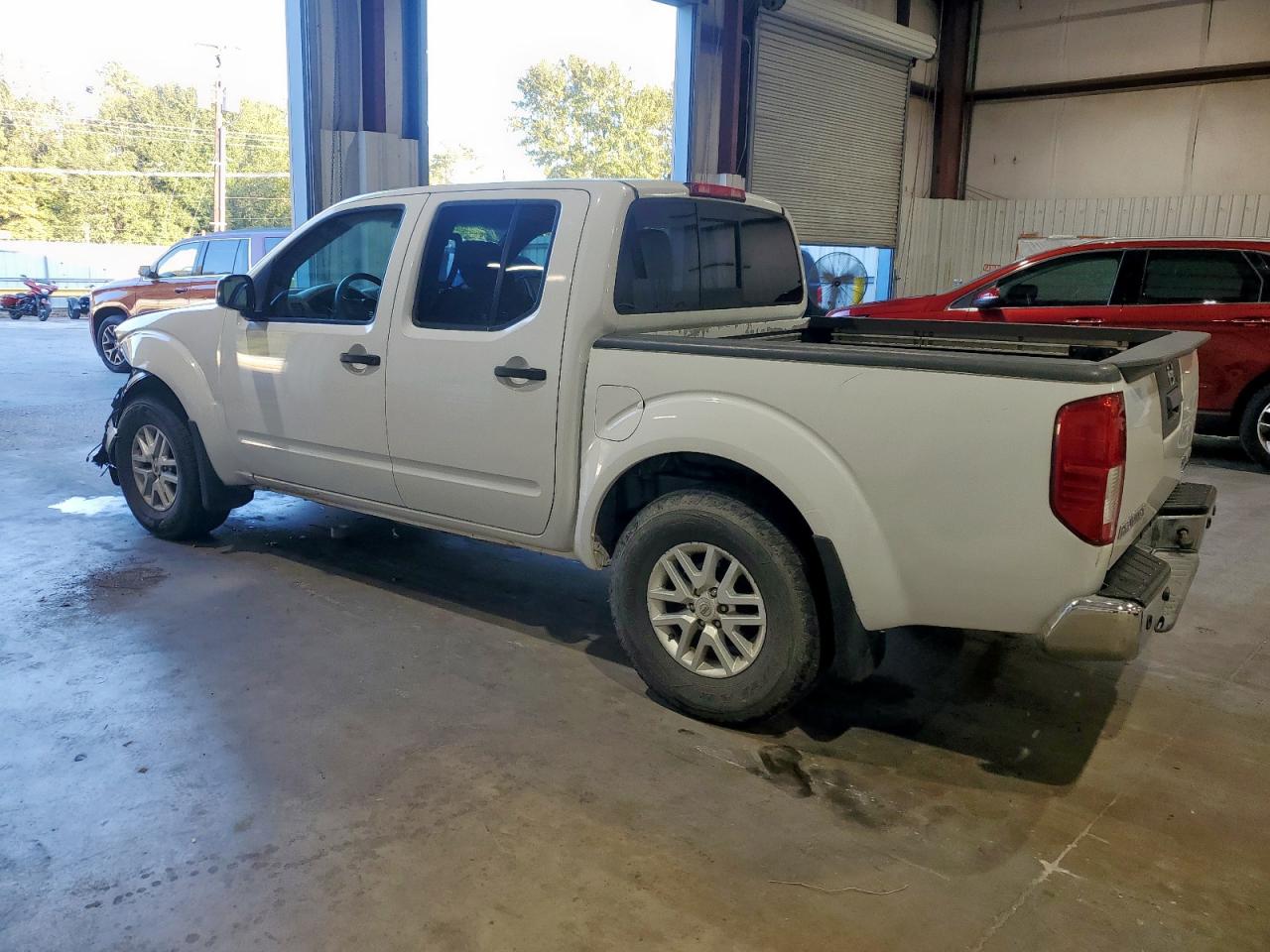 Nissan Frontier S Image 3