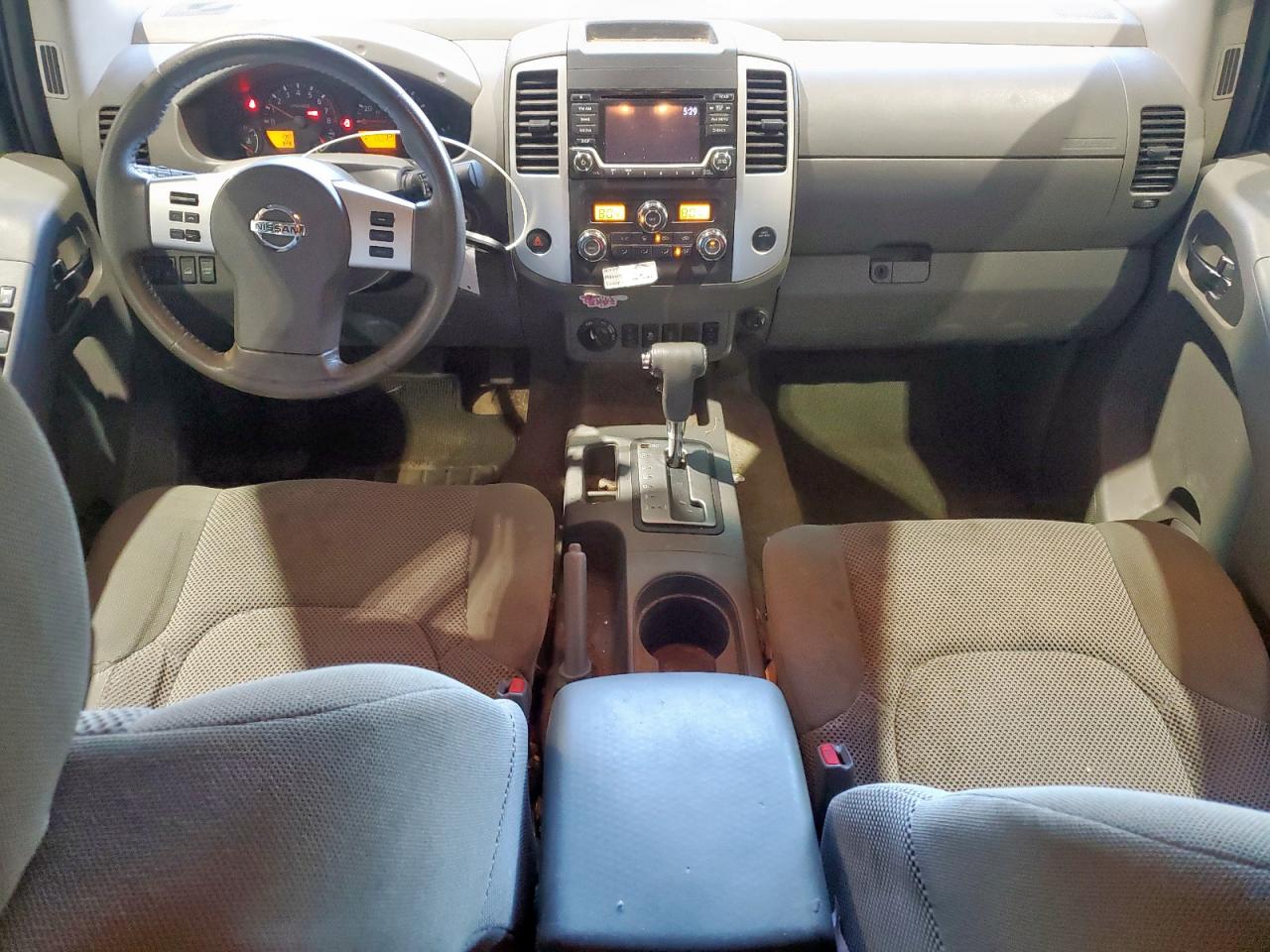 Nissan Frontier S Image 5