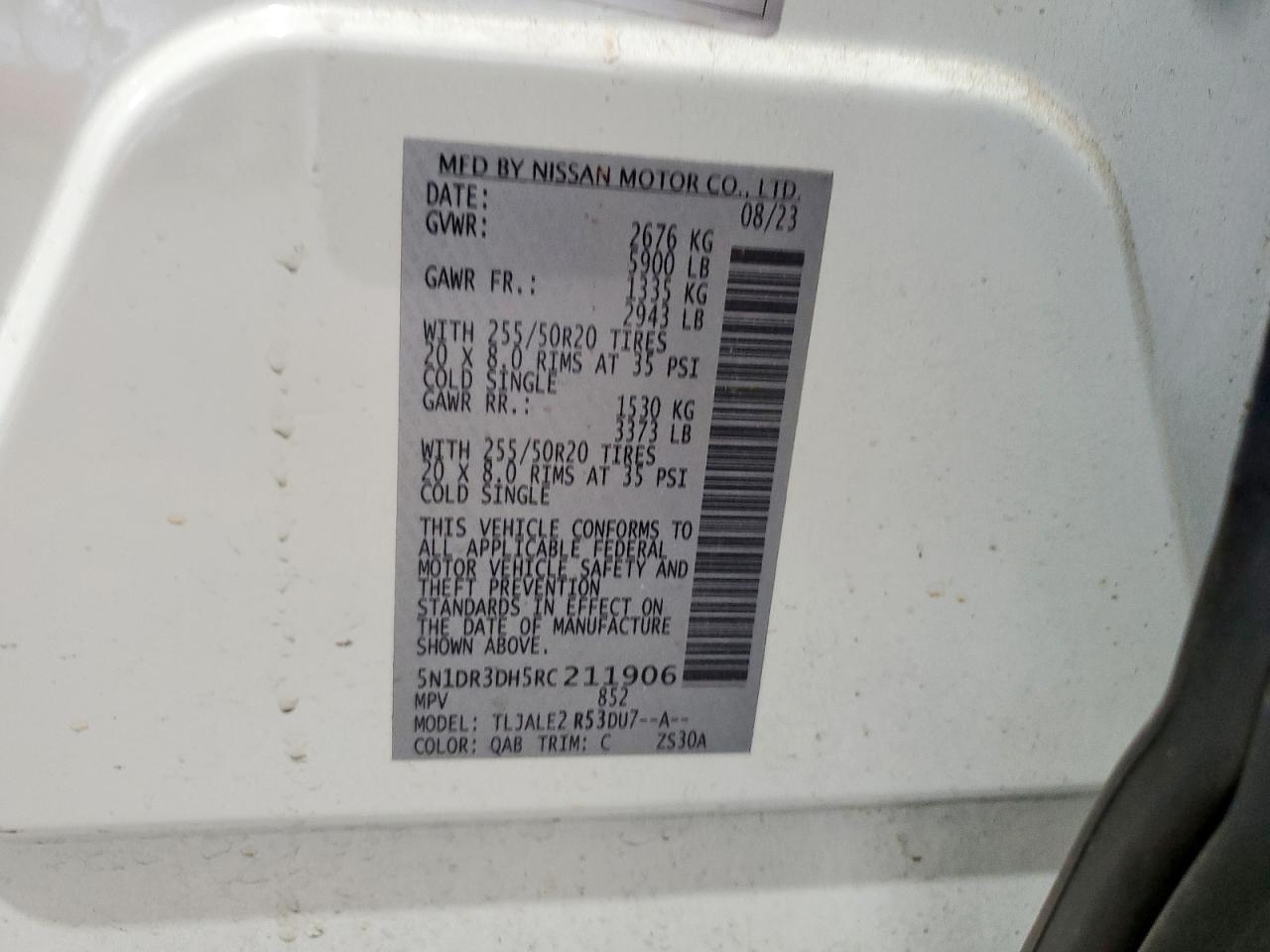 Nissan Pathfinder Platinum Image 5