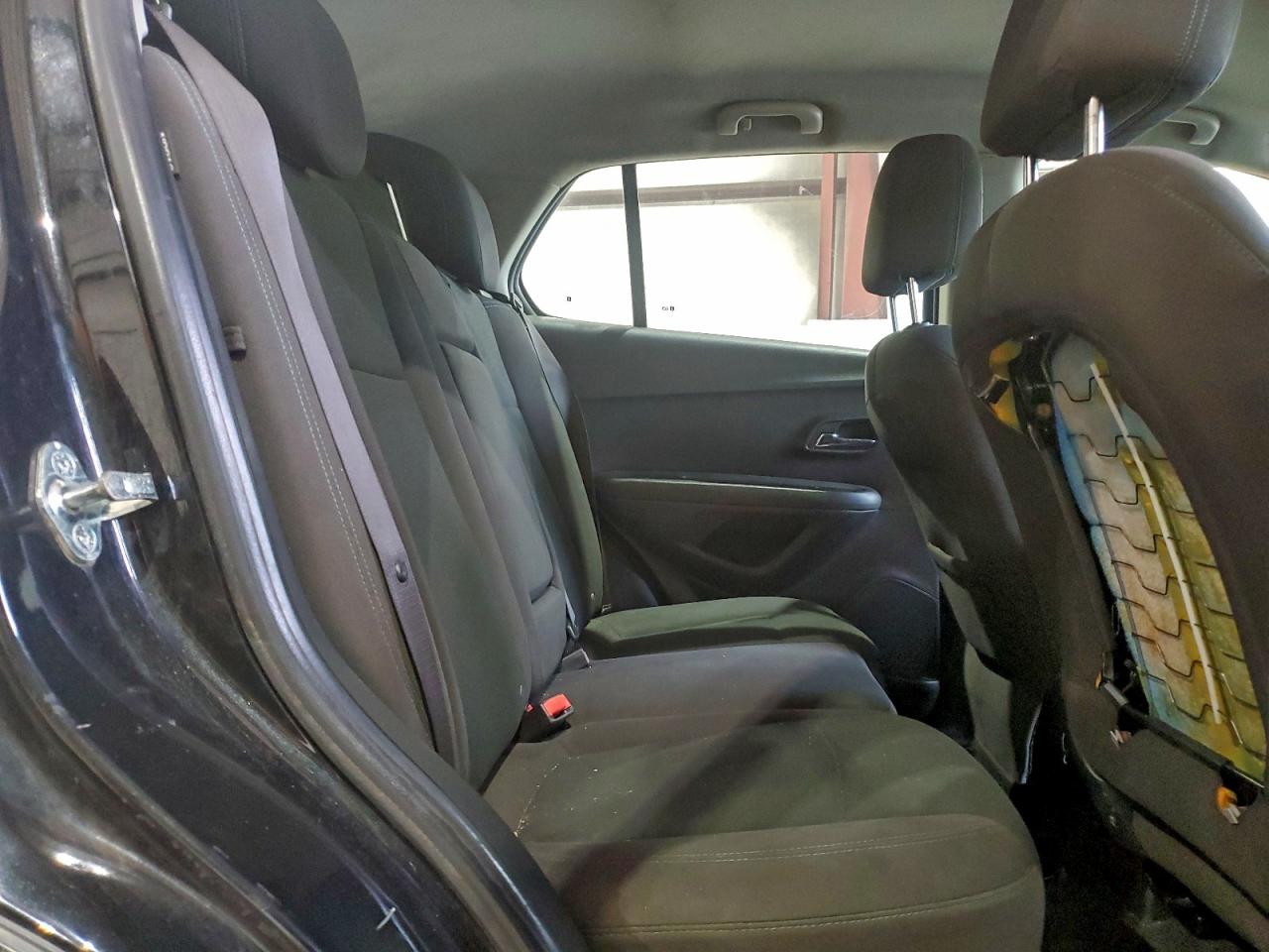 Chevrolet Trax Ls Image 7