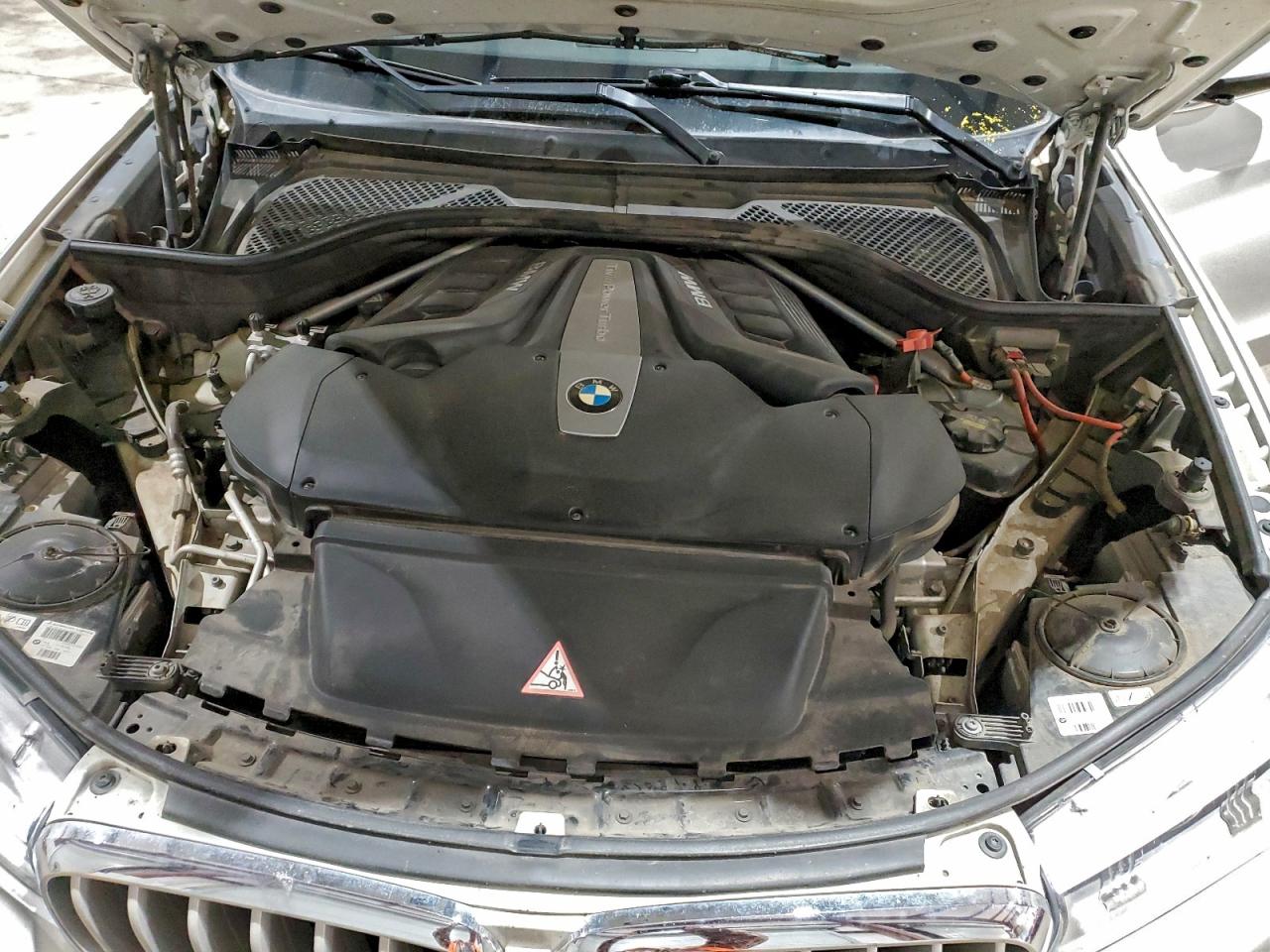 BMW X Series Xdrive50i Image 9