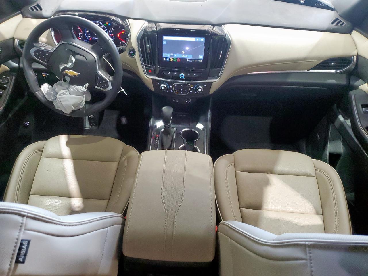 Chevrolet Traverse Premier Image 3