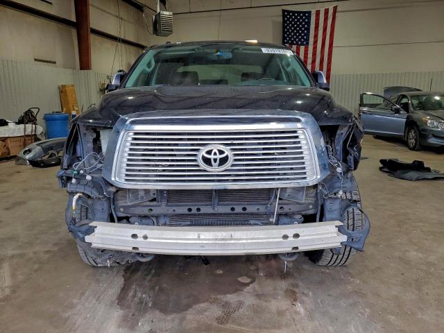 Toyota Tundra Crewmax Limited Image 3