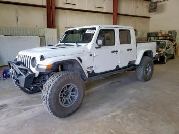  Salvage Jeep Gladiator