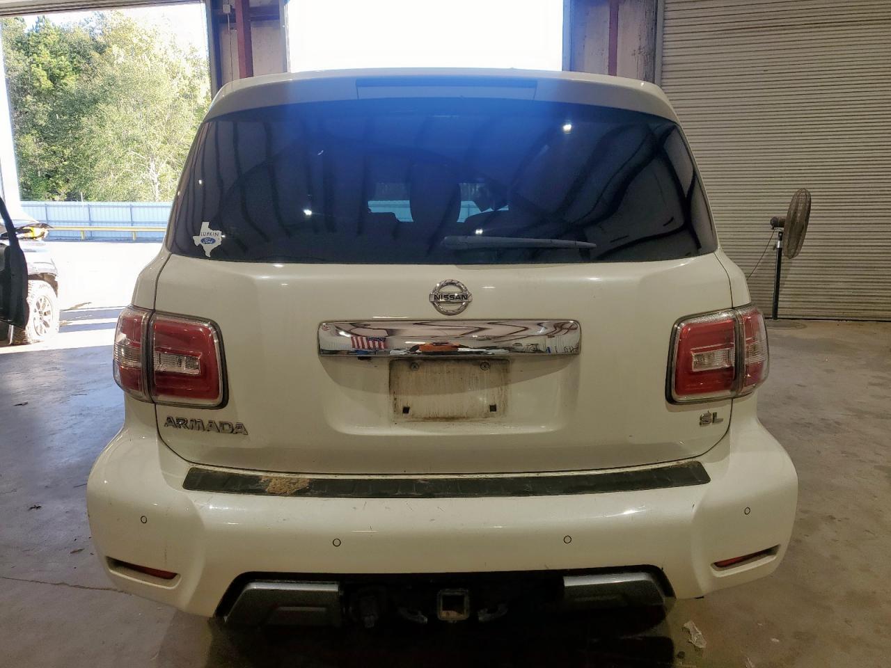Nissan Armada Sv Image 10
