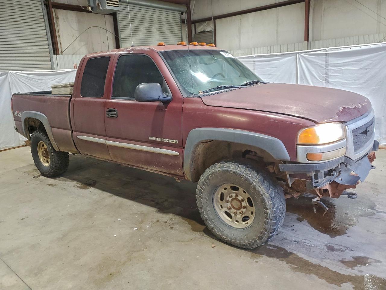 GMC Sierra K2500 Heavy Duty Image 9