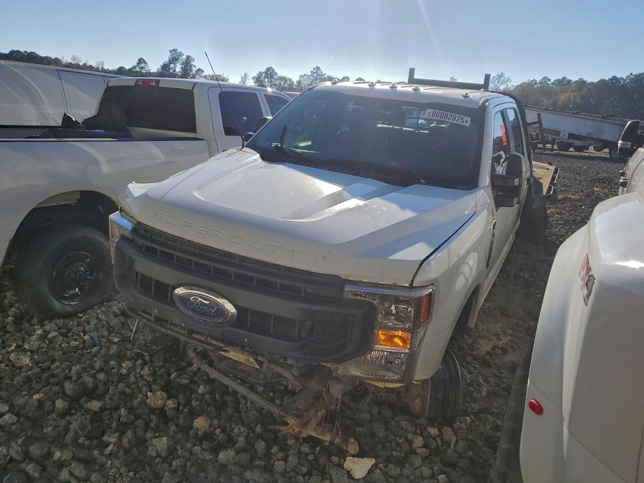 Ford F-350 Super Duty Image 1