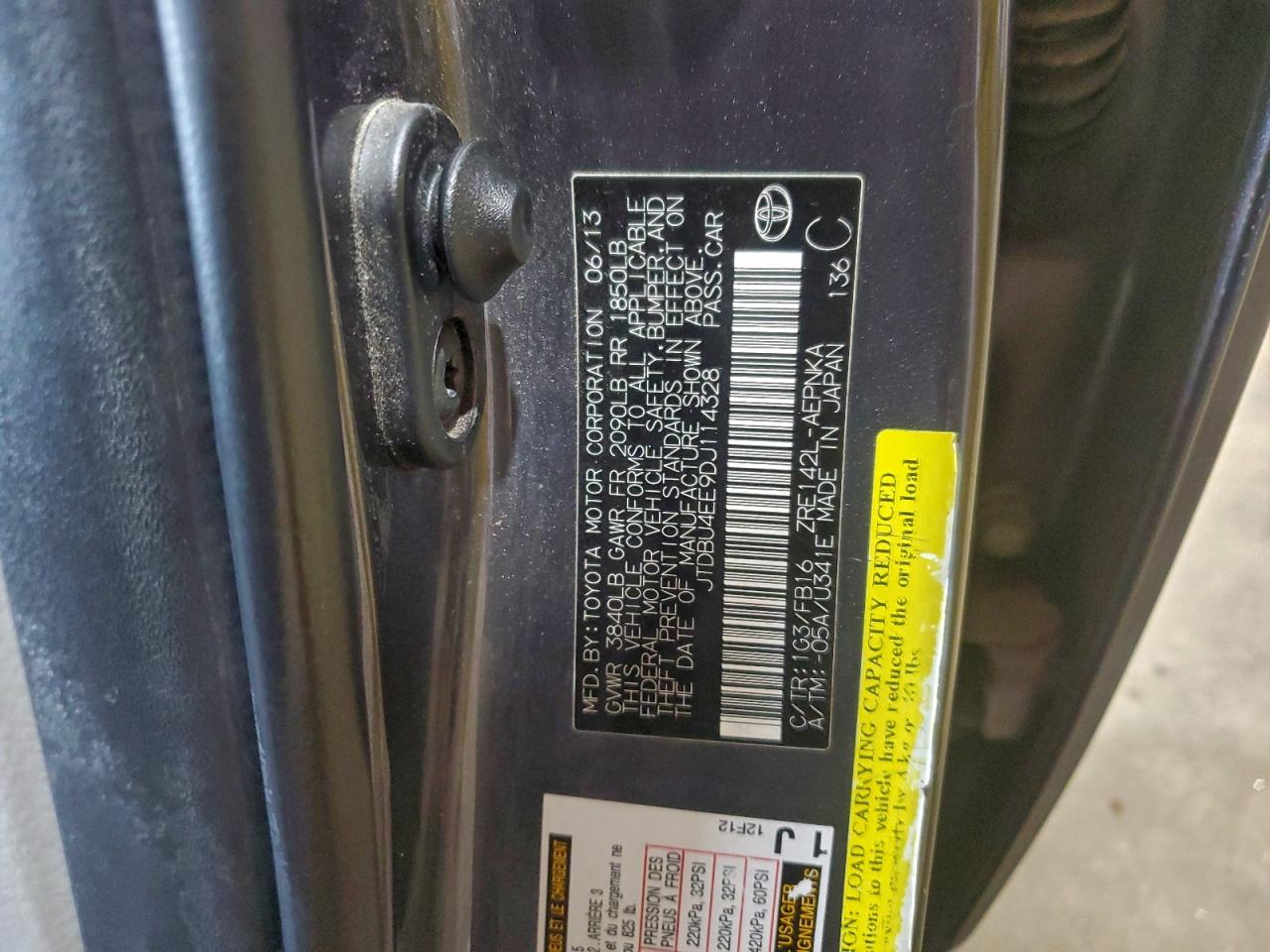 Toyota Corolla Base Image 11