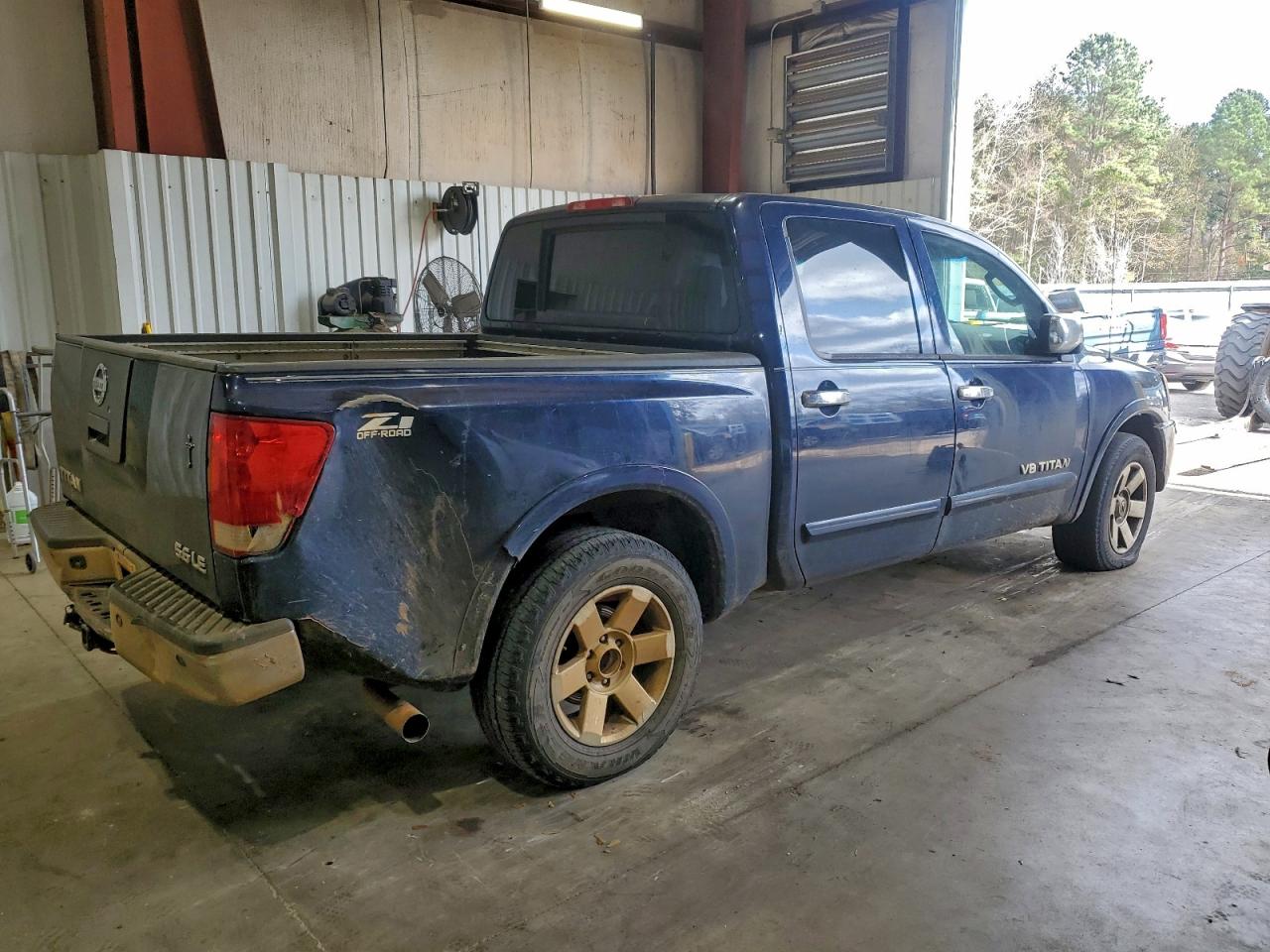 Nissan Titan Xe Image 4