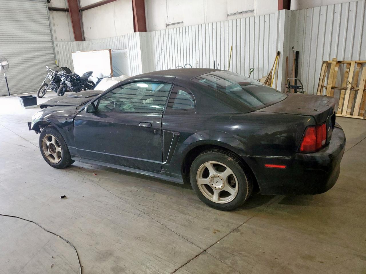 Ford Mustang Image 4