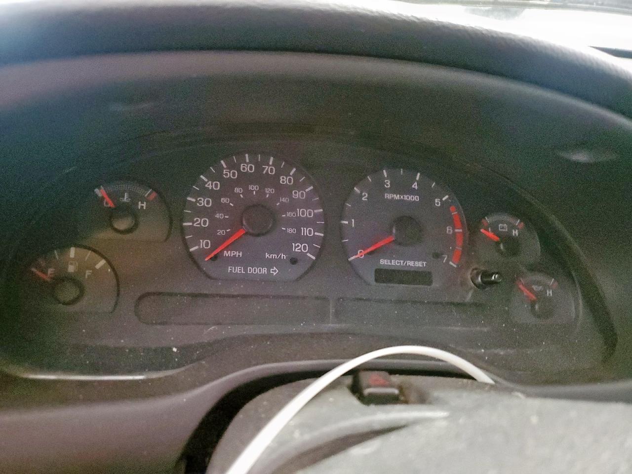 Ford Mustang Image 10