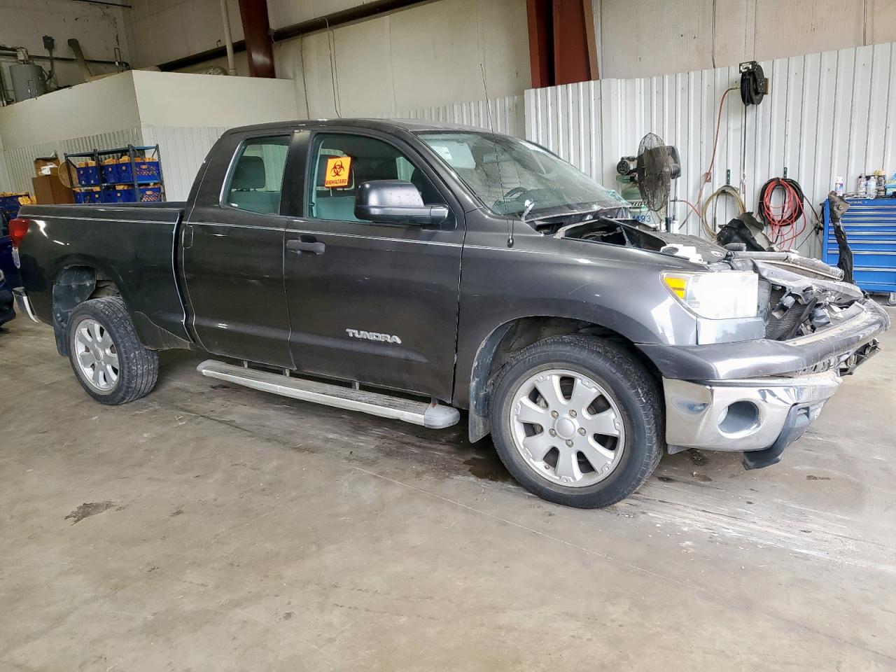 Toyota Tundra Double Cab Sr5 Image 3