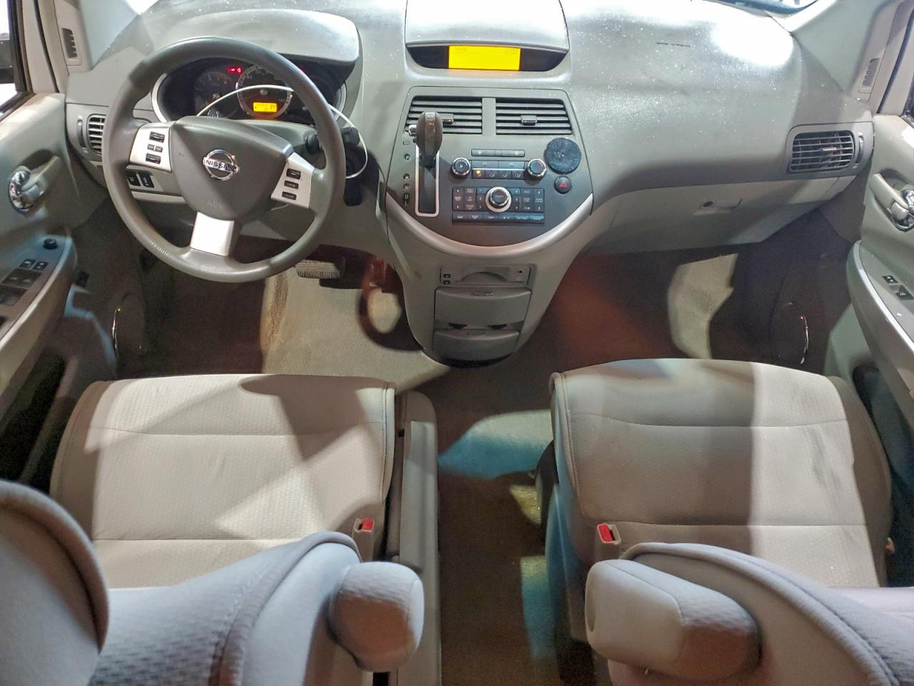 Nissan Quest S Image 12