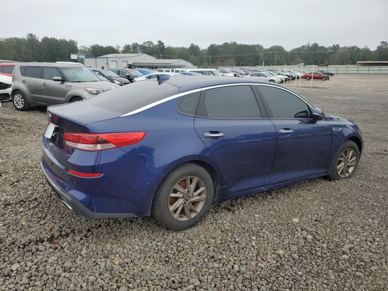 Kia Optima Lx Image 9