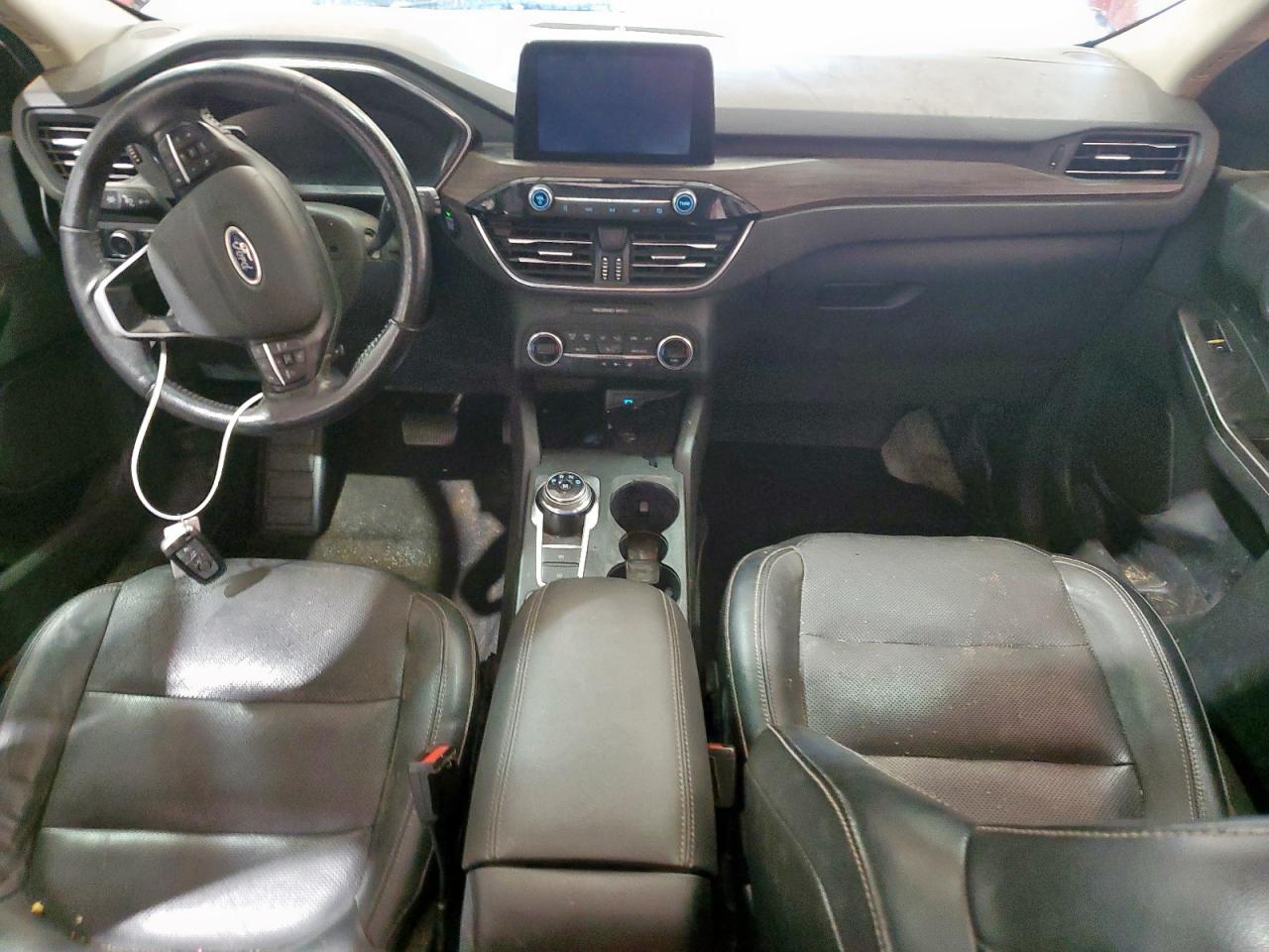 Ford Escape Titanium Image 7