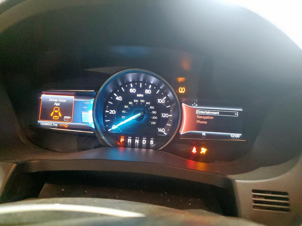 Ford Explorer Xlt Image 12