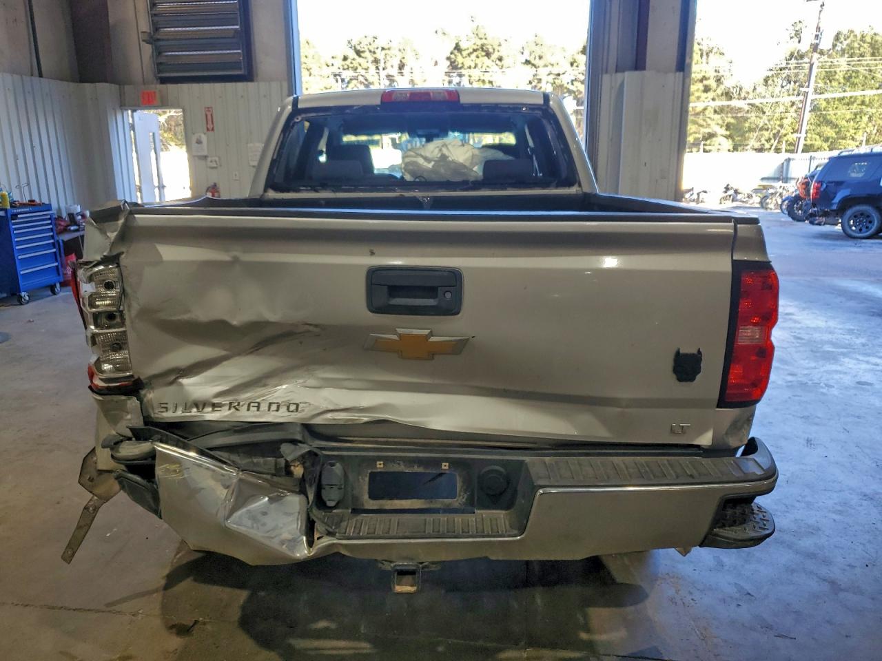 Chevrolet Silverado C1500 Lt Image 2