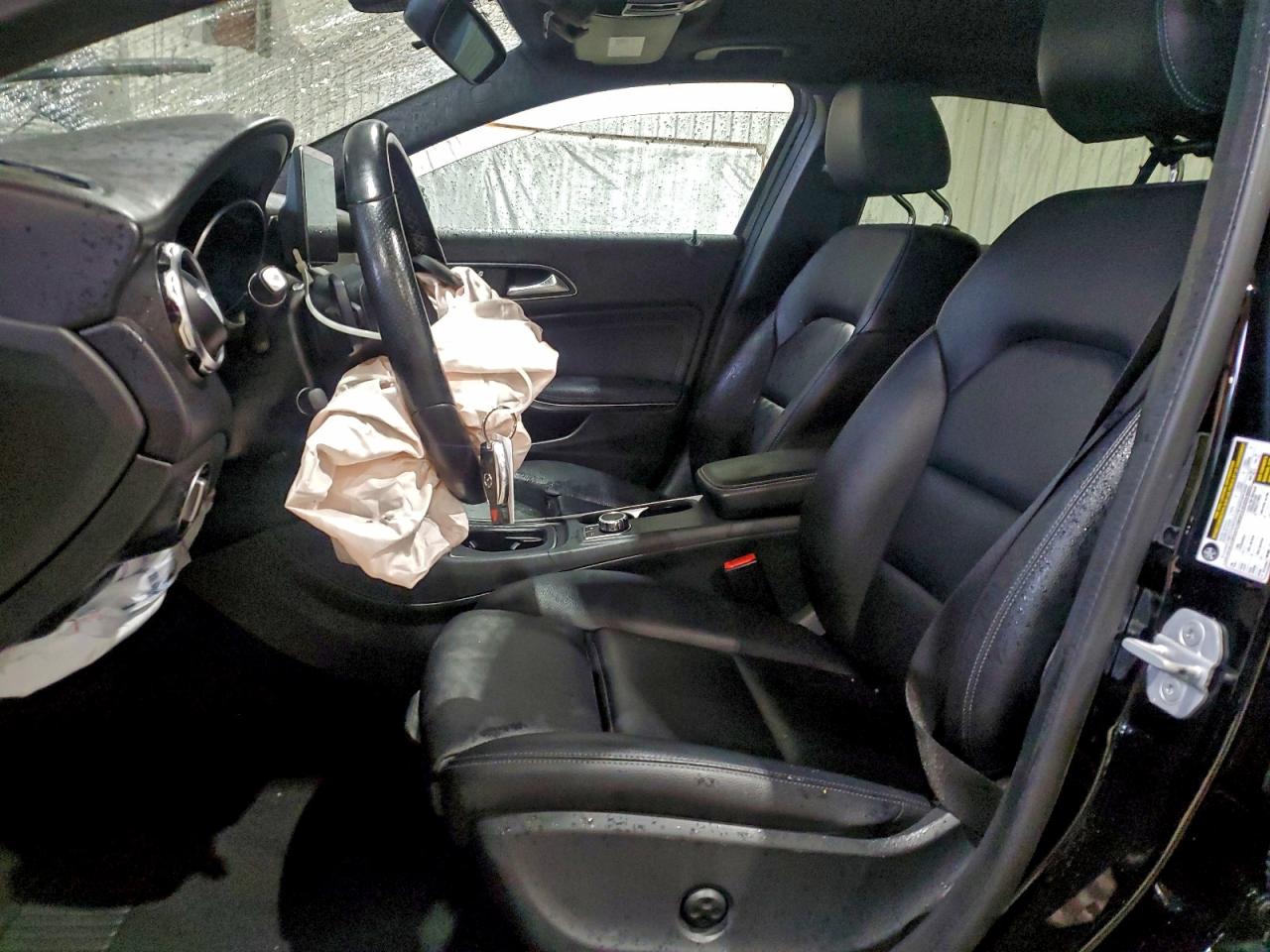 Mercedes-Benz GLA 250 4matic Image 5