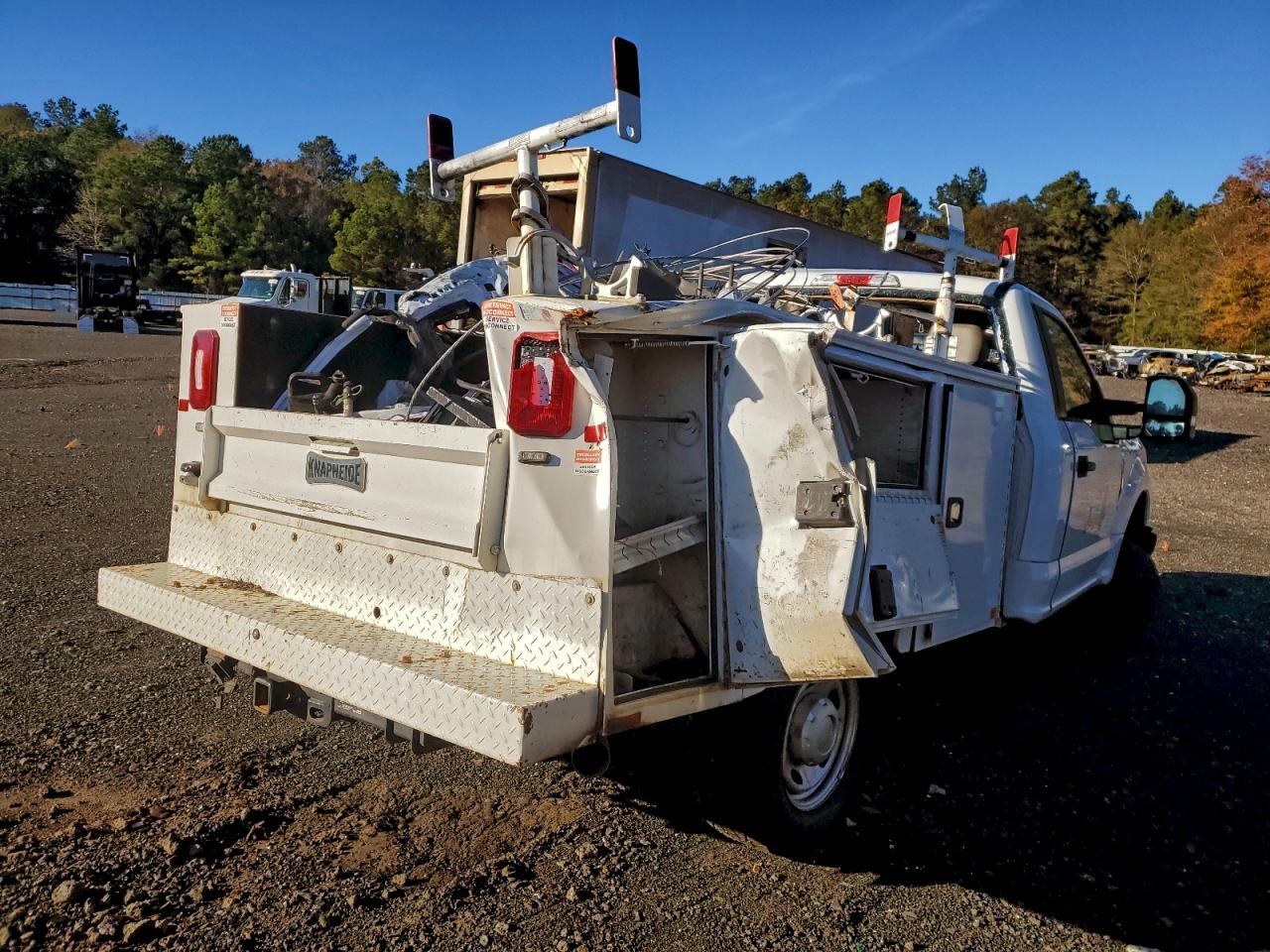 Ford F-350 Super Duty Image 6