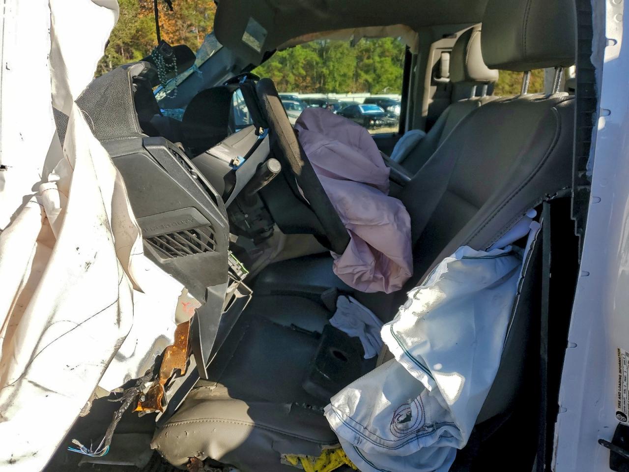 Ford F-350 Super Duty Image 11