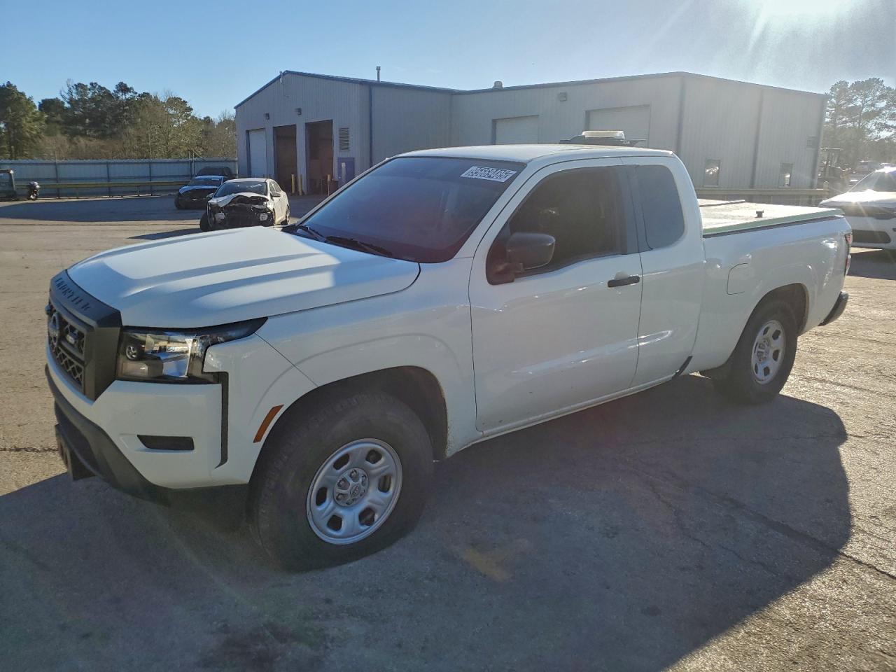 Nissan Frontier S Image 1