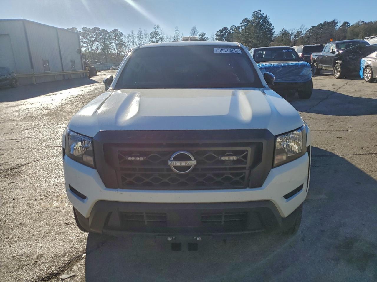 Nissan Frontier S Image 5