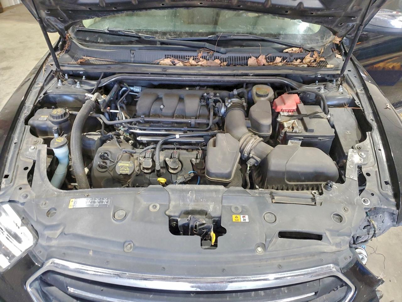 Ford Taurus Limited Image 2