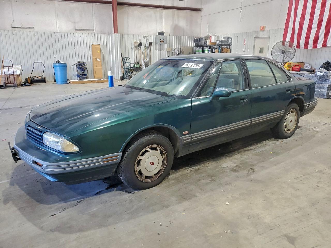 Oldsmobile 88 Royale Image 1