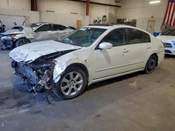  Salvage Nissan Maxima