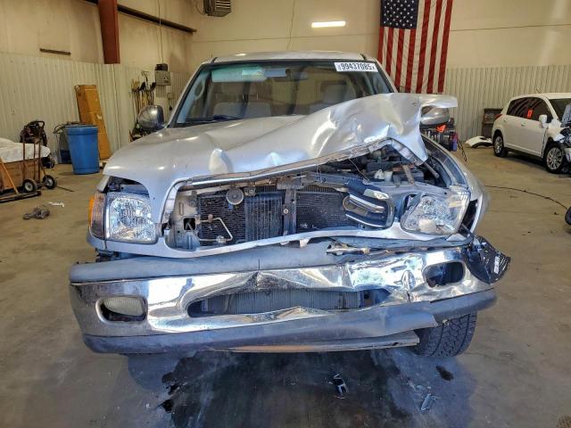 Toyota Tundra Access Cab Image 9