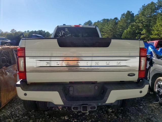 Ford F-450 Super Duty Image 3