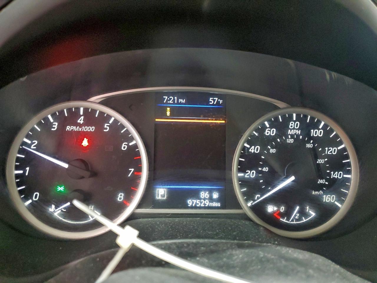 Nissan Sentra S Image 5