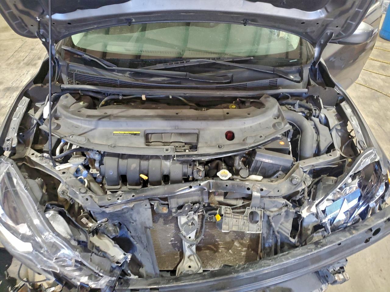 Nissan Sentra S Image 3